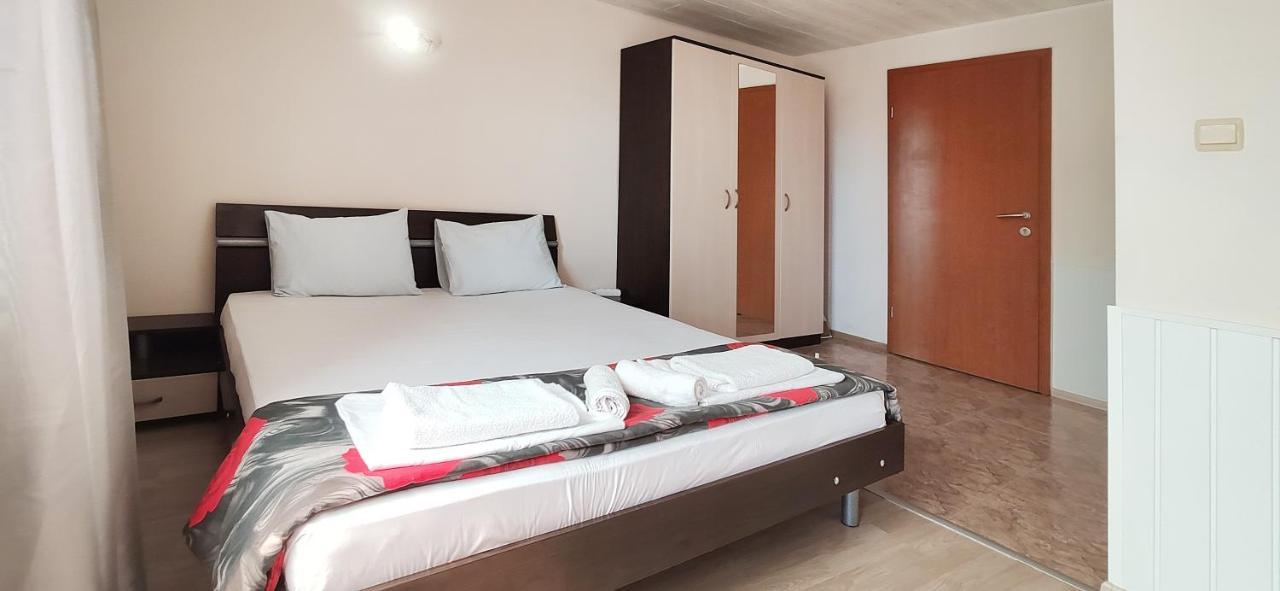 Sineva Guest House Ravda Exterior photo