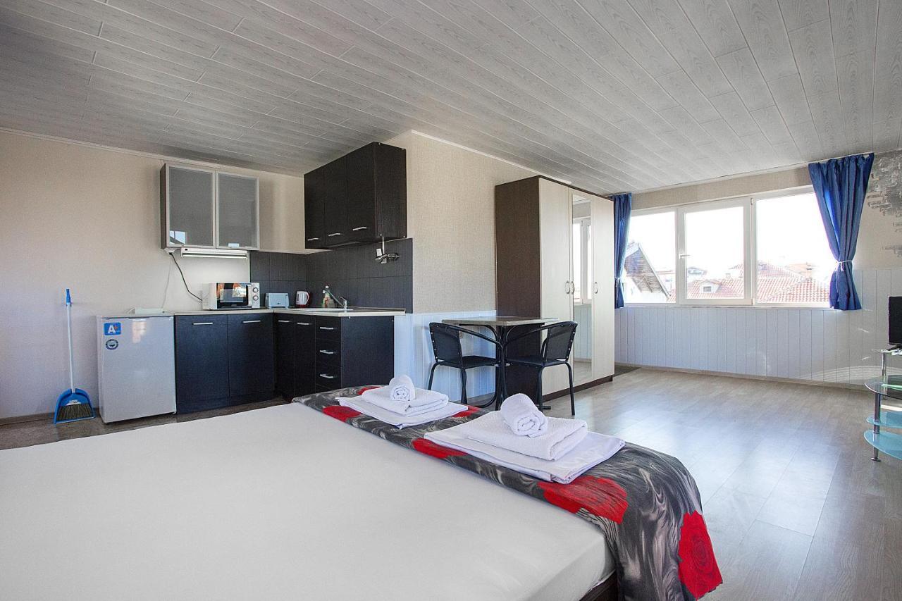 Sineva Guest House Ravda Exterior photo