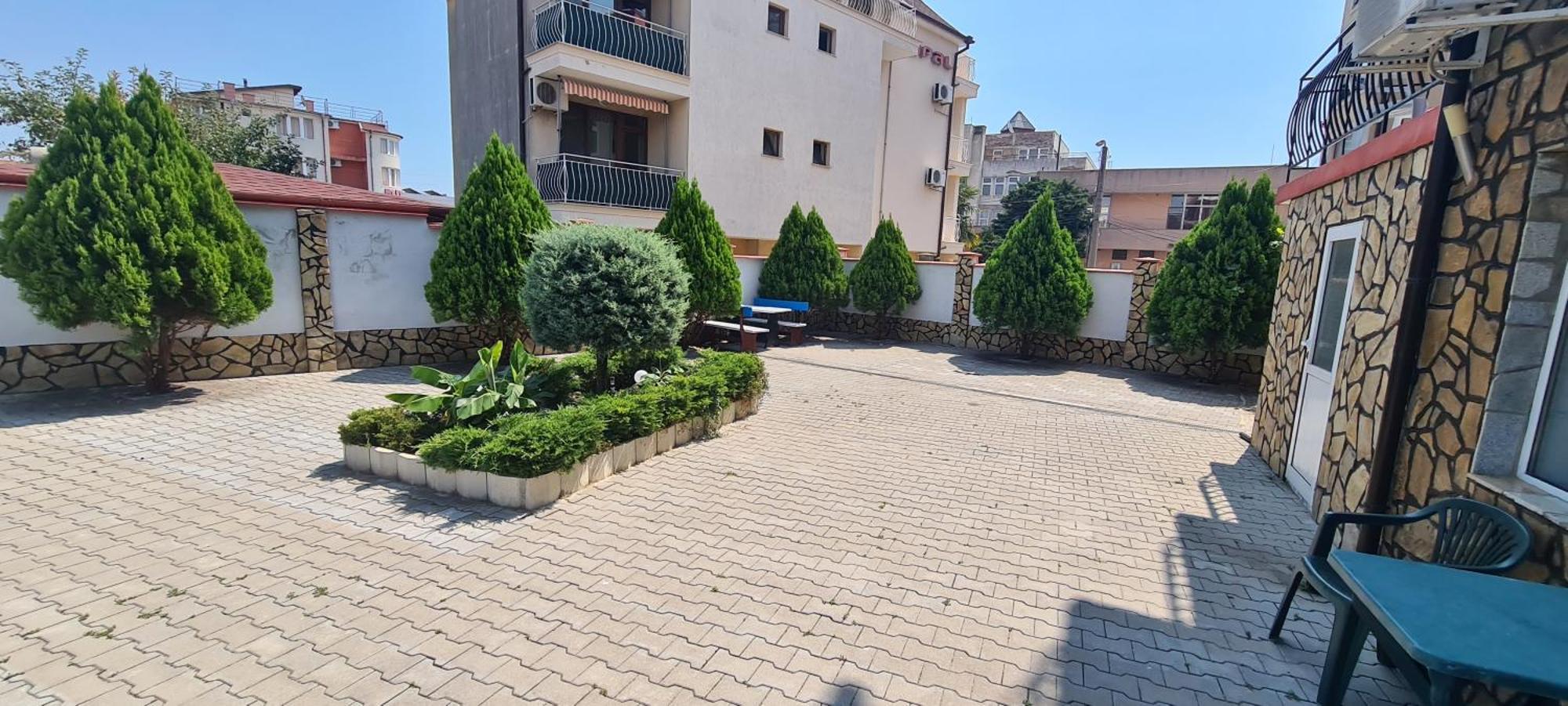 Sineva Guest House Ravda Exterior photo