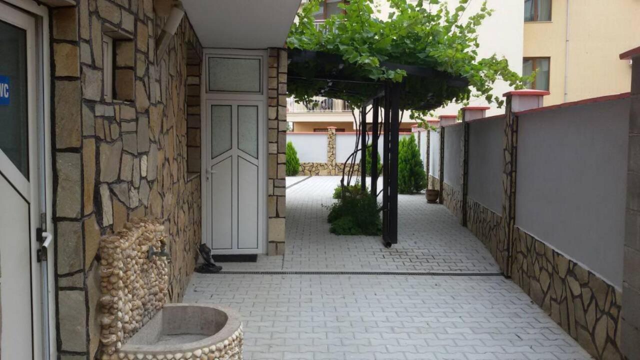 Sineva Guest House Ravda Exterior photo