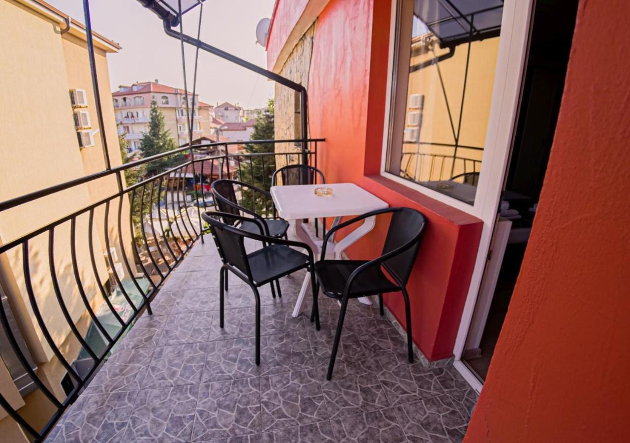 Sineva Guest House Ravda Exterior photo